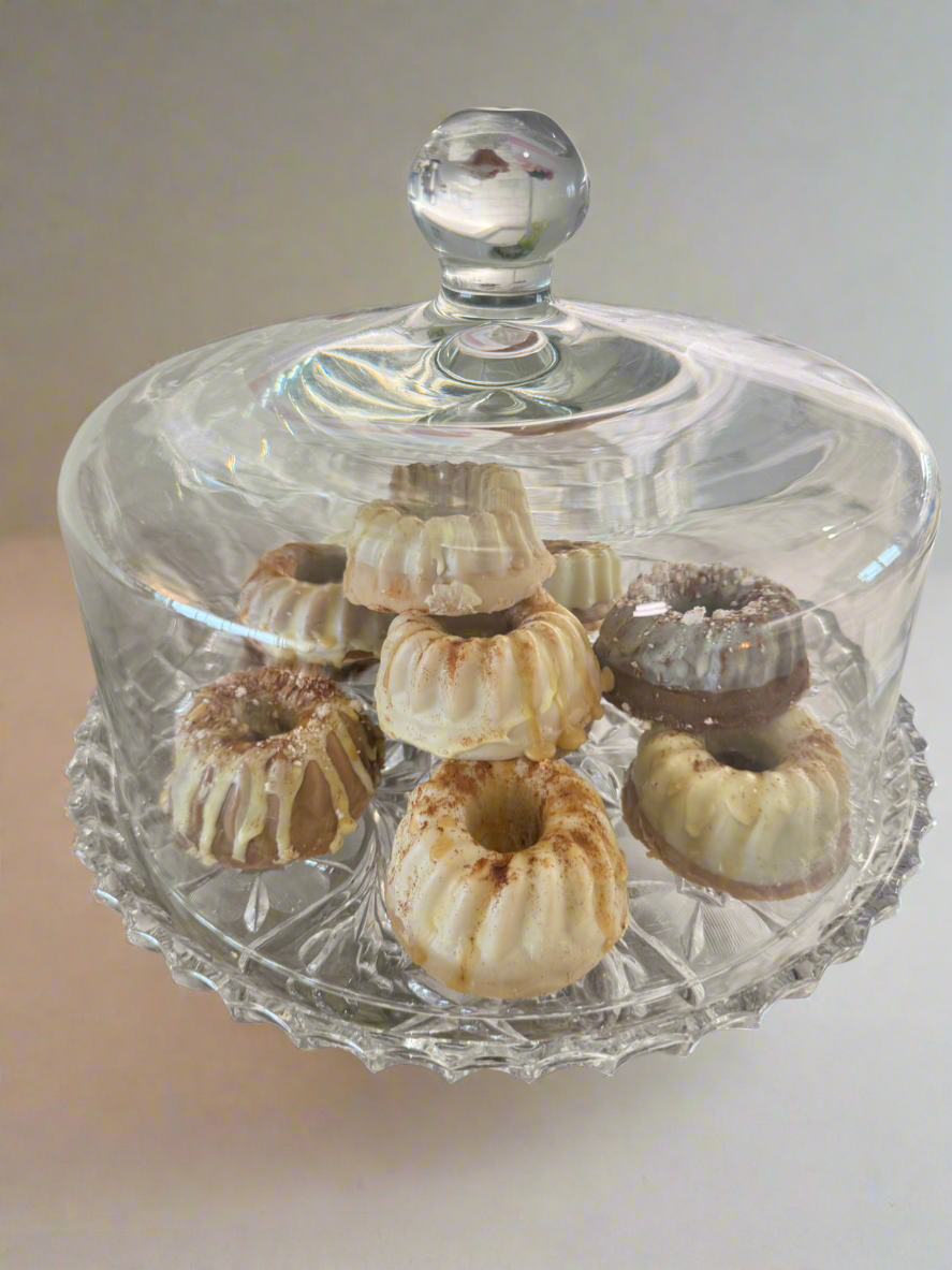 Cinnamon & Vanilla Frosted Mini Bundt Cake Wax Melts