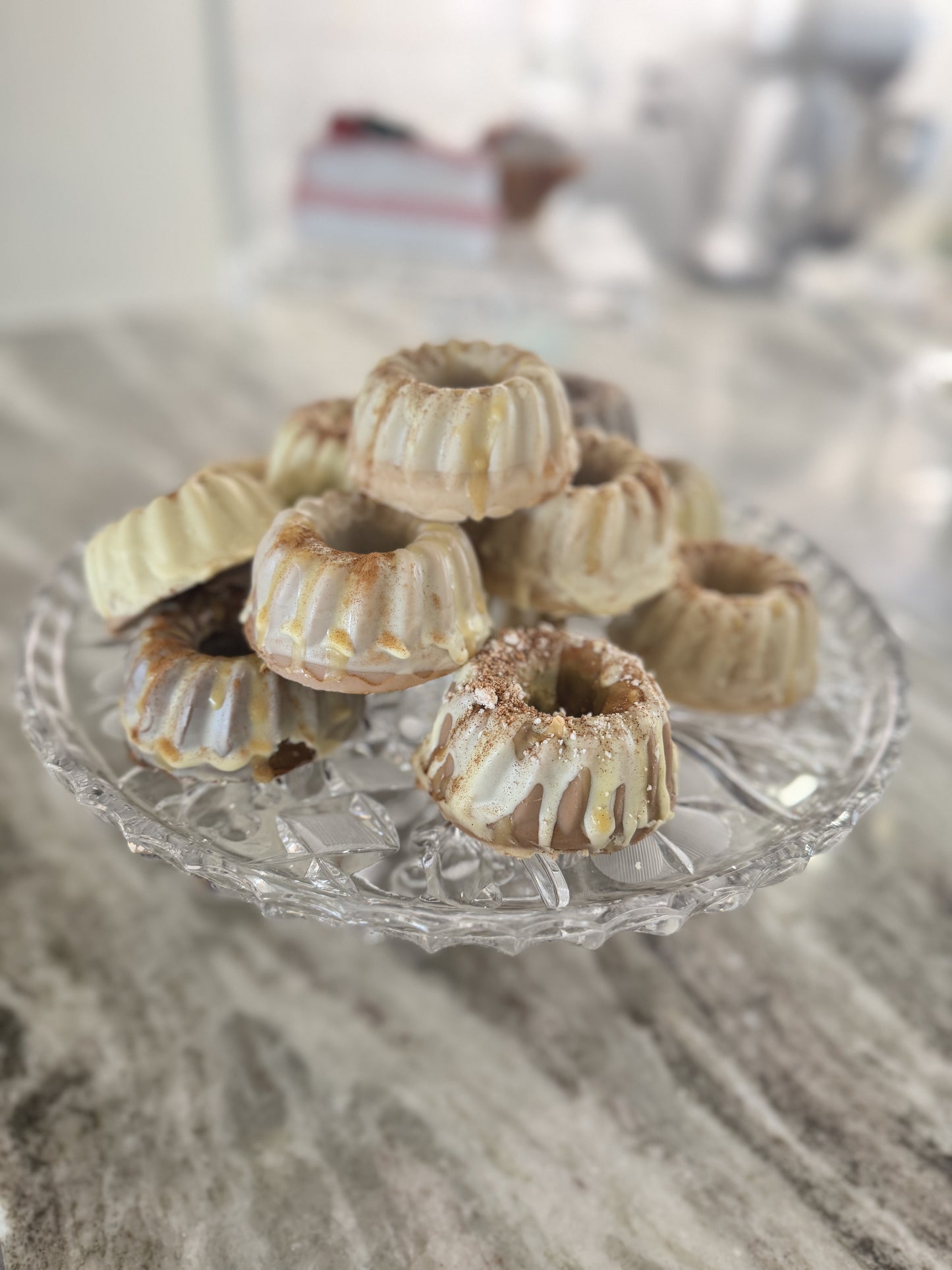 Cinnamon & Vanilla Frosted Mini Bundt Cake Wax Melts