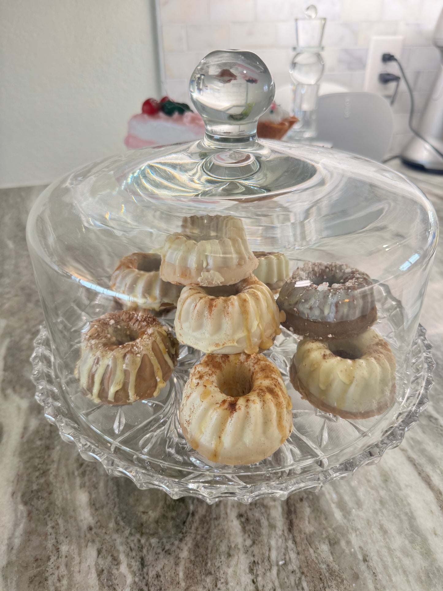 Cinnamon & Vanilla Frosted Mini Bundt Cake Wax Melts
