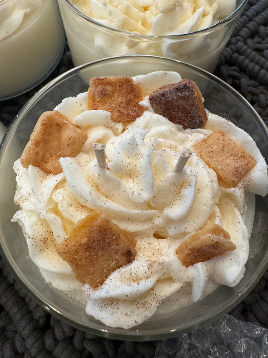 16 ounce Cinnamon Toast Whipped Cream Candle